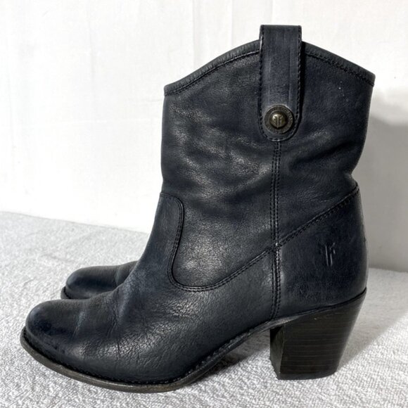 Frye Black Leather Jackie Button Short Western Style Boots Ankle Boots 7.5 - Picture 3 of 14